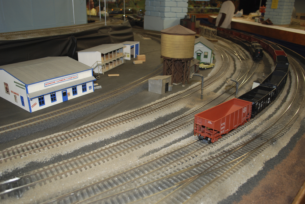 Layout Visit: Cherry Valley Model Railroad Club, 2010 | Modeling the ...
